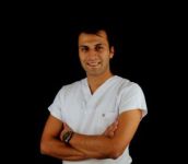 Dentist Arman KÖMÜR