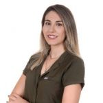 Dentist Hüma ERÖZDEMİR
